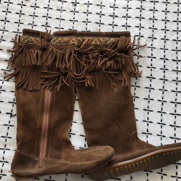 Minnetonka Mocassin Boot’s Size 7 Y2K - Picture 1 of 4